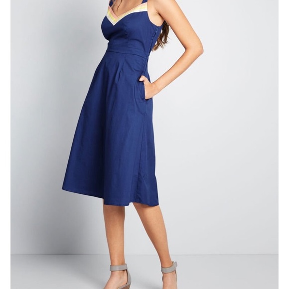 🚫SOLD🚫 ModCloth Blue Midi Dress - Picture 1 of 11